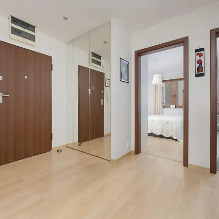 Family With Parking In By Renters * Pruszków