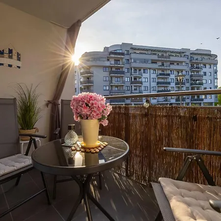 Apartman Family With Parking In By Renters *