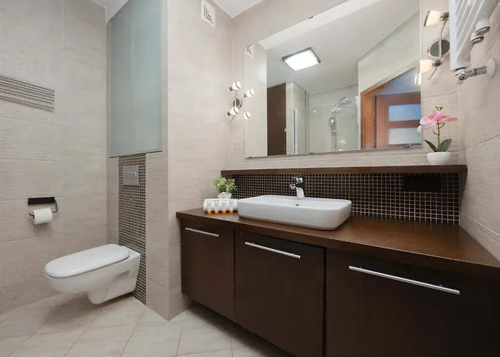 Family With Parking In By Renters