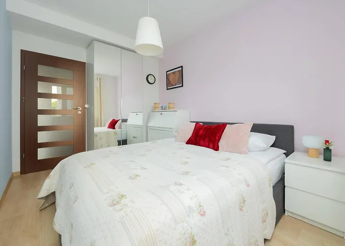 Apartament Family With Parking In By Renters